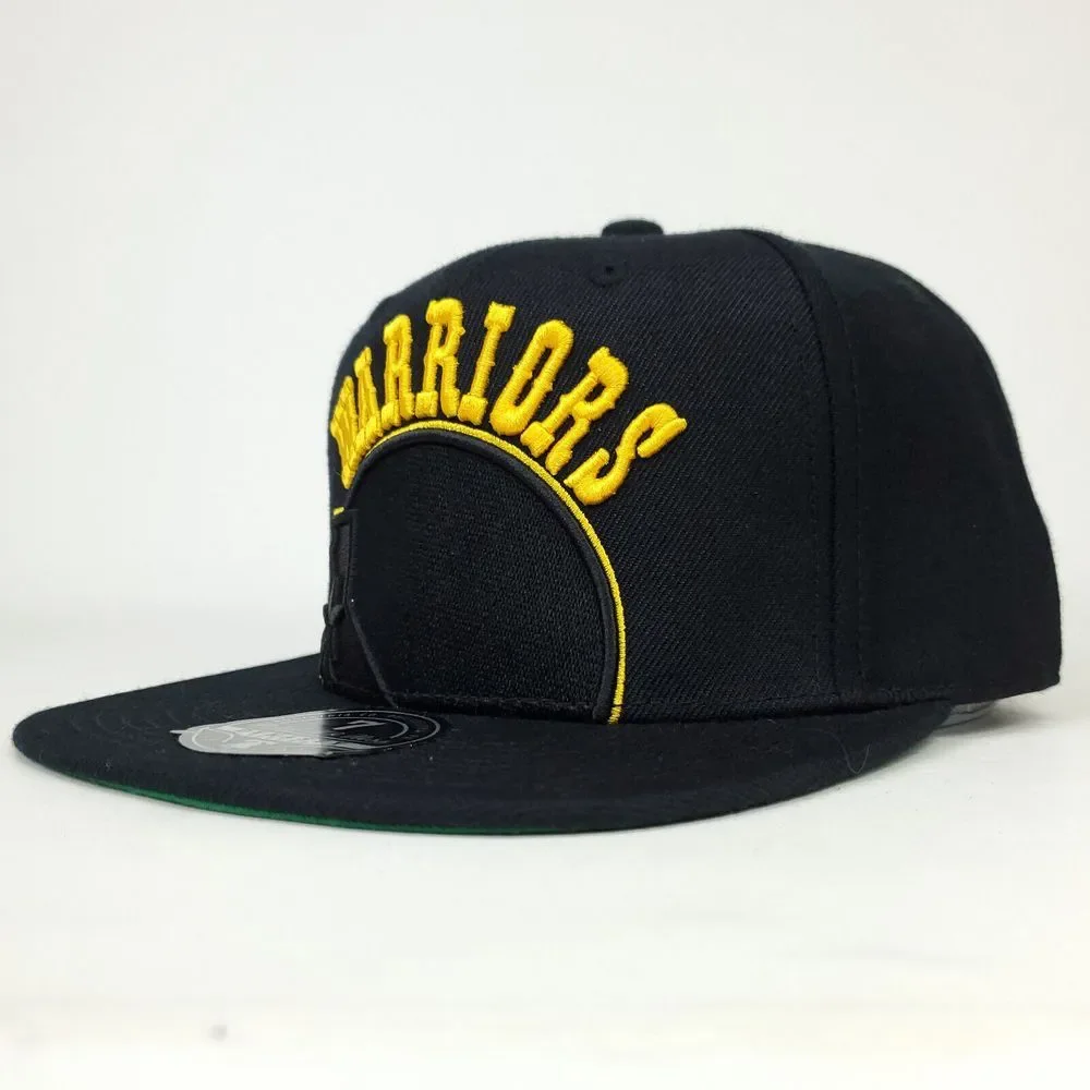Golden State Warriors Mitchell & Ness NBA‎ Fitted 7 Flatbill Hat Cap 3D Logo NWT